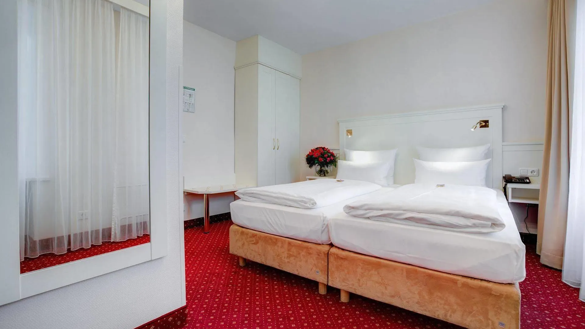 Hotel Fuerst Bismarck Hamburg-Harburg 3*,